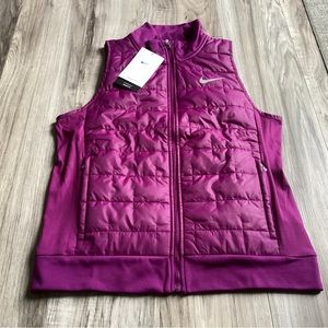 Women’s Nike THERMA FIT running vest size S(NWT) ~~REASONABLE OFFERS ONLY~~